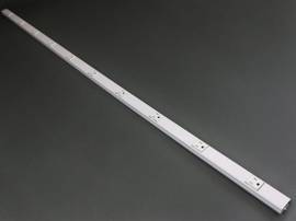 LEGRAND-WIREMOLD TR PLUGMOLD 5FT WHT (PKG OF 2)