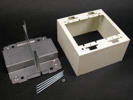LEGRAND-WIREMOLD 2G DIV DEVICE BOX-FOG WHT