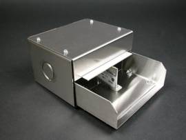 LEGRAND-WIREMOLD ENTRANCE END FTG-S.S.